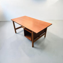 Load image into Gallery viewer, The GE 125 Executive desk, by Hans Wegner for Getama, Gedsted, Denmark