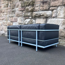 Load image into Gallery viewer, Cassina LC3 Leather Sofa Fauteuil Grand Confort, grand modèle by Le Cobusier