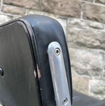 Load image into Gallery viewer, Herman Miller Eames ES 105 Time Life Lobby Chair