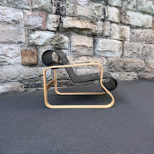 Load image into Gallery viewer, Armchair 41 “Paimio” Chair