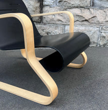 Load image into Gallery viewer, Armchair 41 “Paimio” Chair