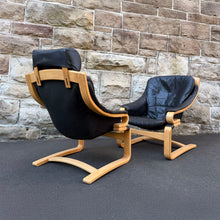 Load image into Gallery viewer, Pair of Danish Skippers Mobler armchairs