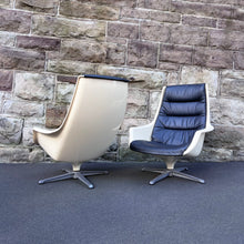 Load image into Gallery viewer, Tellus 1970s Swivel Leather Armchair