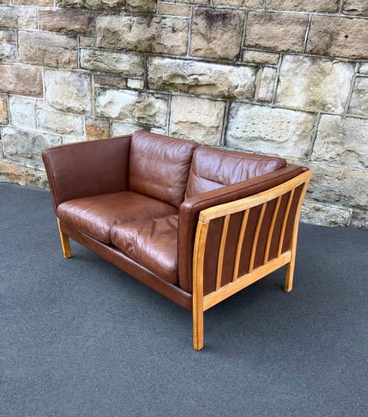 Dark tan sofa discount