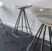 Load image into Gallery viewer, 2 x Jamaica stools by Pepe Cortes
