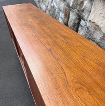 Load image into Gallery viewer, Danish sideboard in teak
