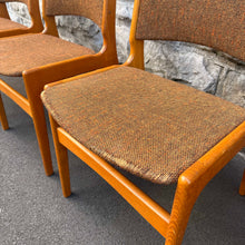 Load image into Gallery viewer, Erik Buch Model 89 Dining Chairs
