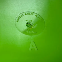 Load image into Gallery viewer, Hostess plastic modular shelving
