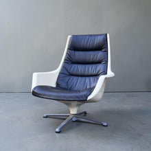 Load image into Gallery viewer, Tellus 1970s Swivel Leather Armchair
