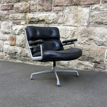 Load image into Gallery viewer, Herman Miller Eames ES 105 Time Life Lobby Chair
