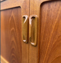 Load image into Gallery viewer, G Plan sideboard in teak 1960s Vintage Credenza Mid Century Afrormosia
