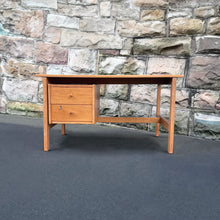 Load image into Gallery viewer, Hans Wegner for Getama Oak Writing Desk
