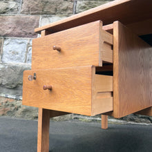 Load image into Gallery viewer, Hans Wegner for Getama Oak Writing Desk

