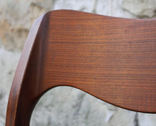 Load image into Gallery viewer, 6 x Niels Moller Model 71 Dining Chairs

