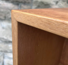 Load image into Gallery viewer, Danish Bookshelf in Solid Oak
