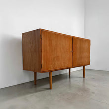 Load image into Gallery viewer, Oak Sideboard by Carlo Jensen for Hundevad &amp; Co.

