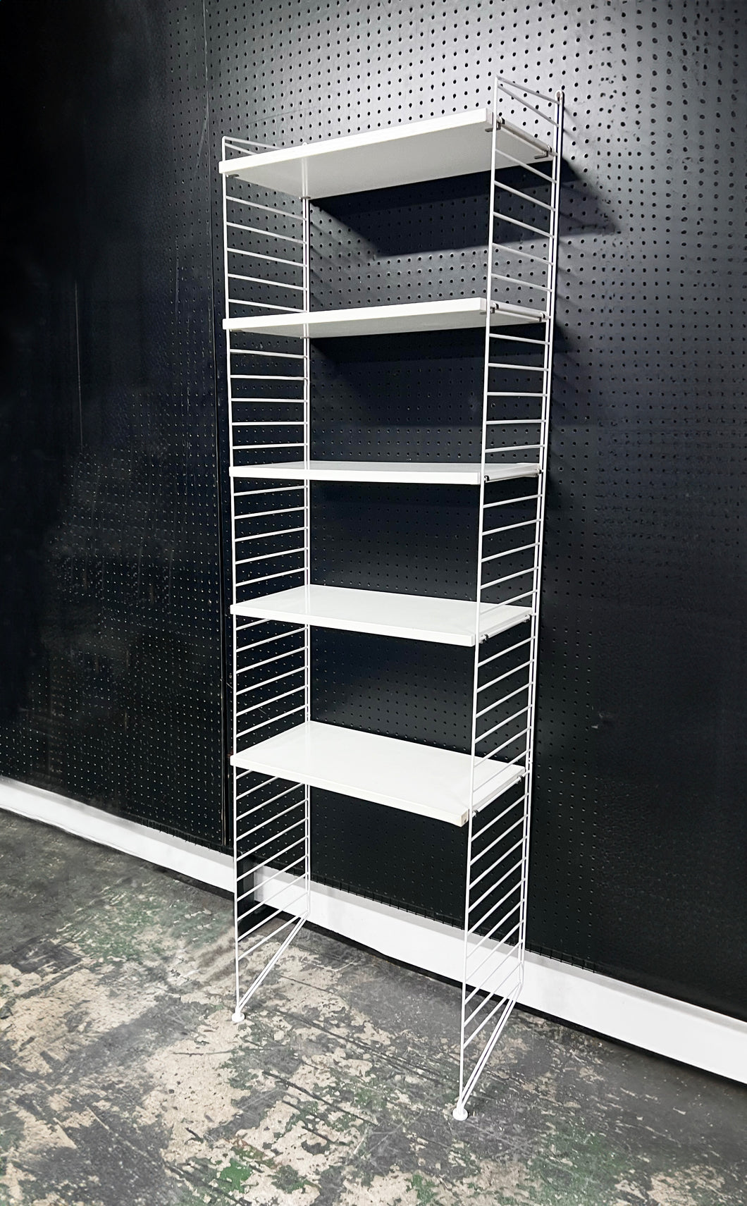 String Design Shelving Wall Unit
