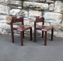 Load image into Gallery viewer, Brown plastic chairs by Eero Aarnio for UPO
