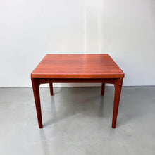 Load image into Gallery viewer, Teak Coffee Table by Vejle Møbelfabrik, Denmark
